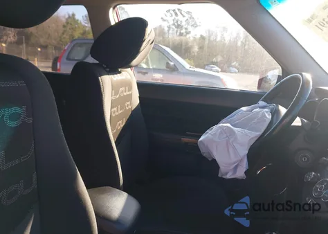 2013 Kia Soul +/!/Sport from USA, damaged, VIN KNDJT2A64D7561440